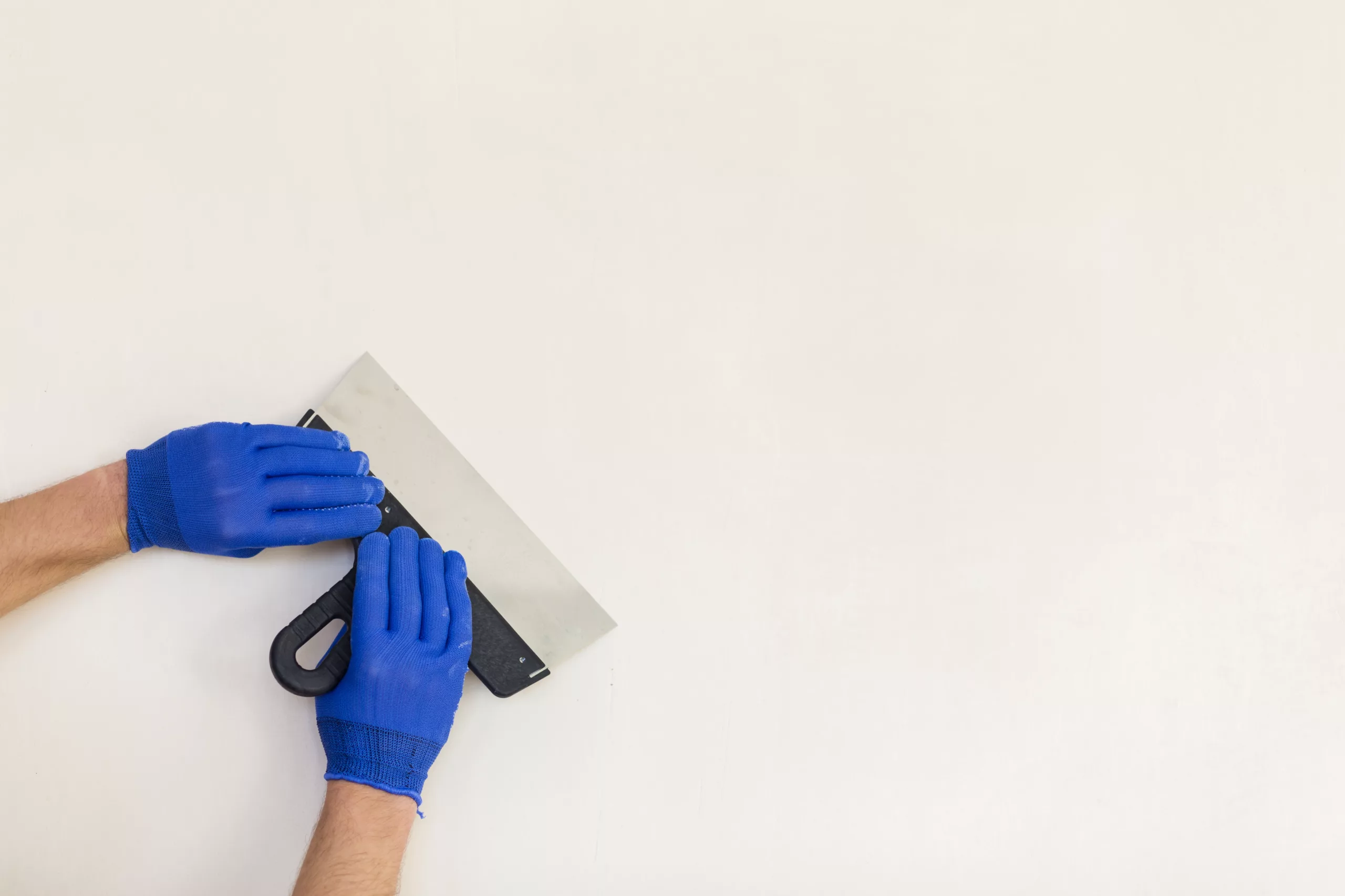 Plastering walls